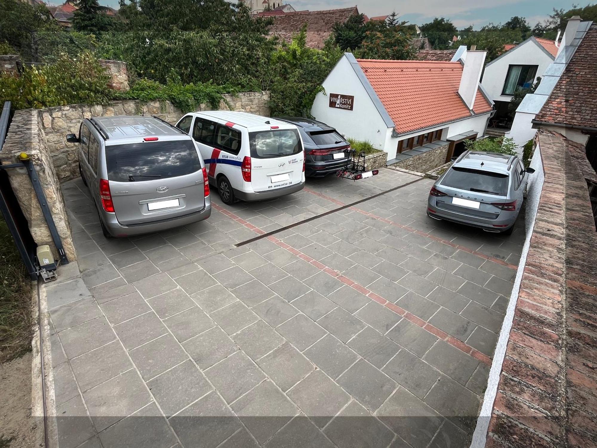 Penzion Vinarstvi Konitz Znojmo Exteriör bild